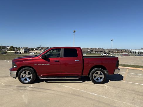 Used 2012 RAM 1500 Lone Star w/ Luxury Group image 2