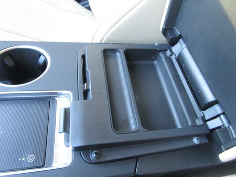 Certified 2022 Acura MDX SH-AWD w/ Technology Package image 23