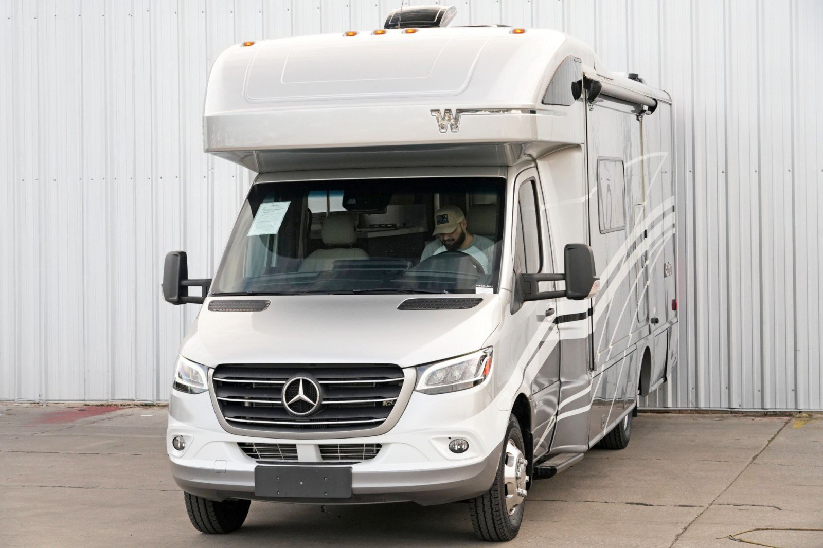 Used 2021 Mercedes-Benz Sprinter 3500 w/ Acoustic Package image 41