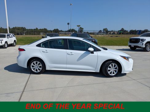 Certified 2023 Toyota Corolla LE image 8