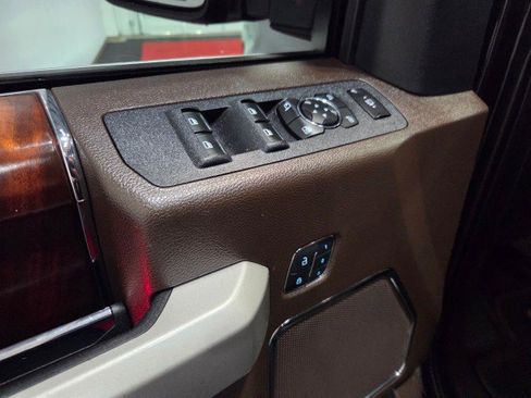 Used 2018 Ford F250 King Ranch w/ King Ranch Ultimate Package image 36