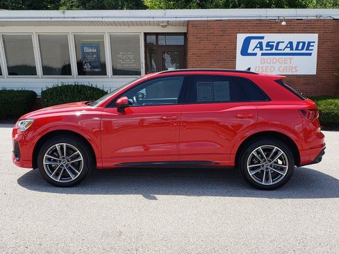 Used 2022 Audi Q3 2.0T Premium Plus AWD/4WD image 2