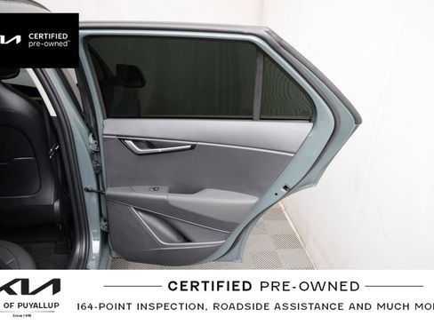 Certified 2025 Kia Niro EX FWD image 14