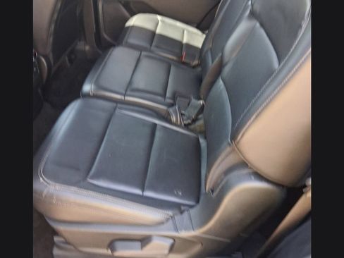 Used 2023 Ford Explorer XLT w/ Equipment Group 202A AWD/4WD image 6