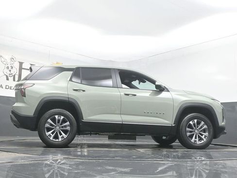 New 2026 Chevrolet Equinox LT w/ Convenience Package II FWD image 31