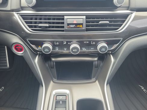 Used 2022 Honda Accord Sport image 14