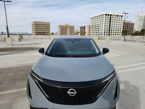 Used 2024 Nissan Ariya FWD image 14