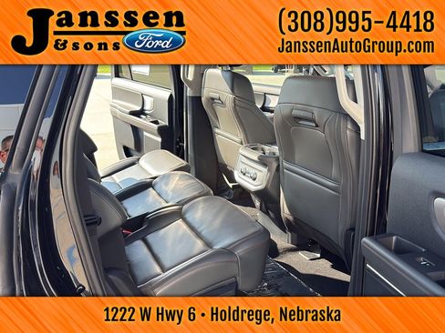 Used 2025 Ford Expedition Max Active AWD/4WD image 14