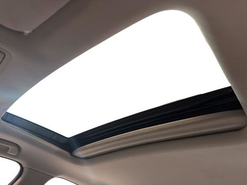 Used 2015 Acura TLX image 16