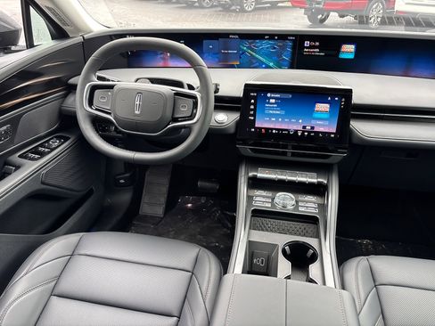 New 2026 Lincoln Nautilus Premier AWD/4WD image 30