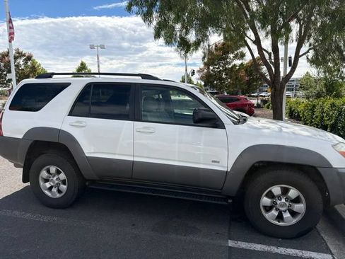 Used 2003 Toyota 4Runner SR5 RWD image 4