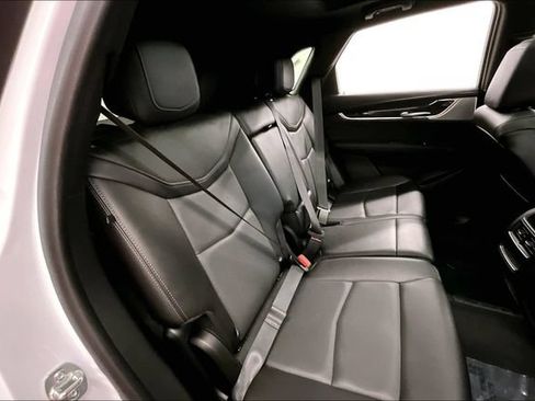 Used 2025 Cadillac XT5 Premium Luxury FWD image 26