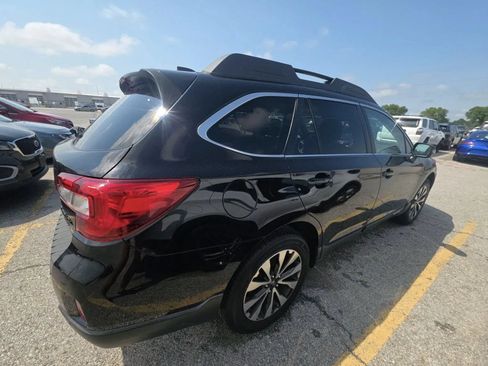 Used 2017 Subaru Outback 2.5i Limited AWD/4WD image 2