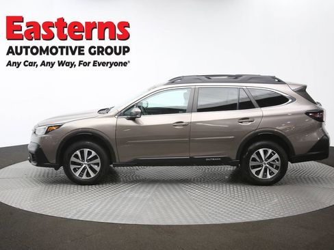 Used 2022 Subaru Outback Premium image 58