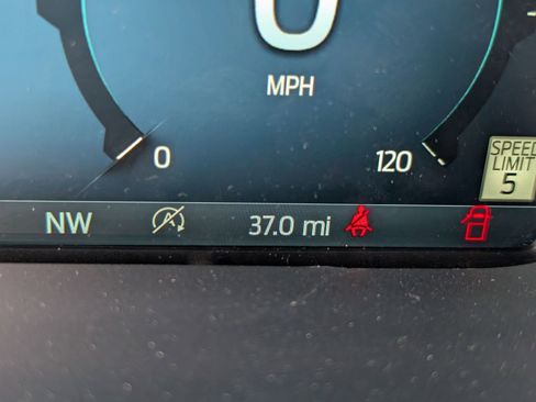 Used 2025 Ford F150 XLT w/ Equipment Group 302A MID image 12