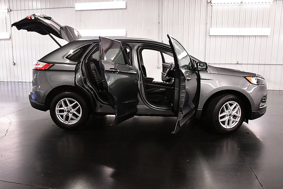 Used 2024 Ford Edge SEL w/ Convenience Package AWD/4WD image 31