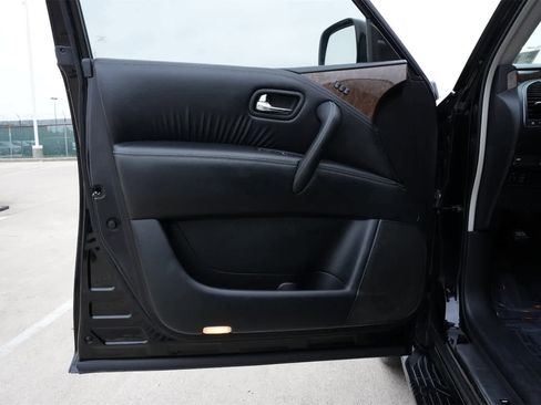 Used 2015 INFINITI QX80 w/ 22" Wheel Package image 18