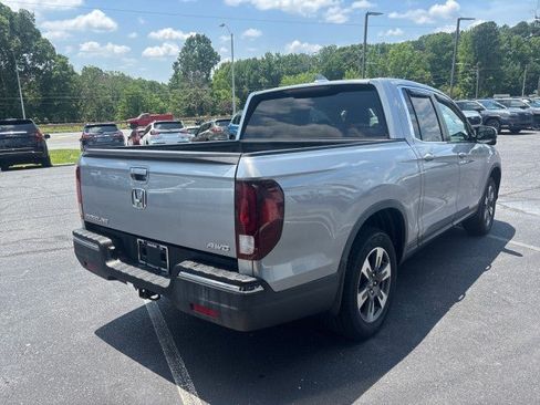 Used 2018 Honda Ridgeline RTL-T image 3