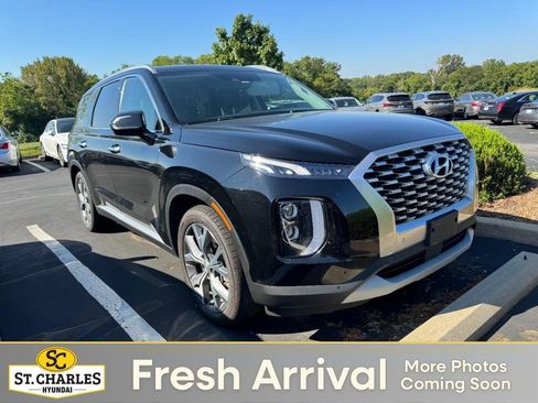Used 2022 Hyundai Palisade SEL w/ Premium Package AWD/4WD image 1