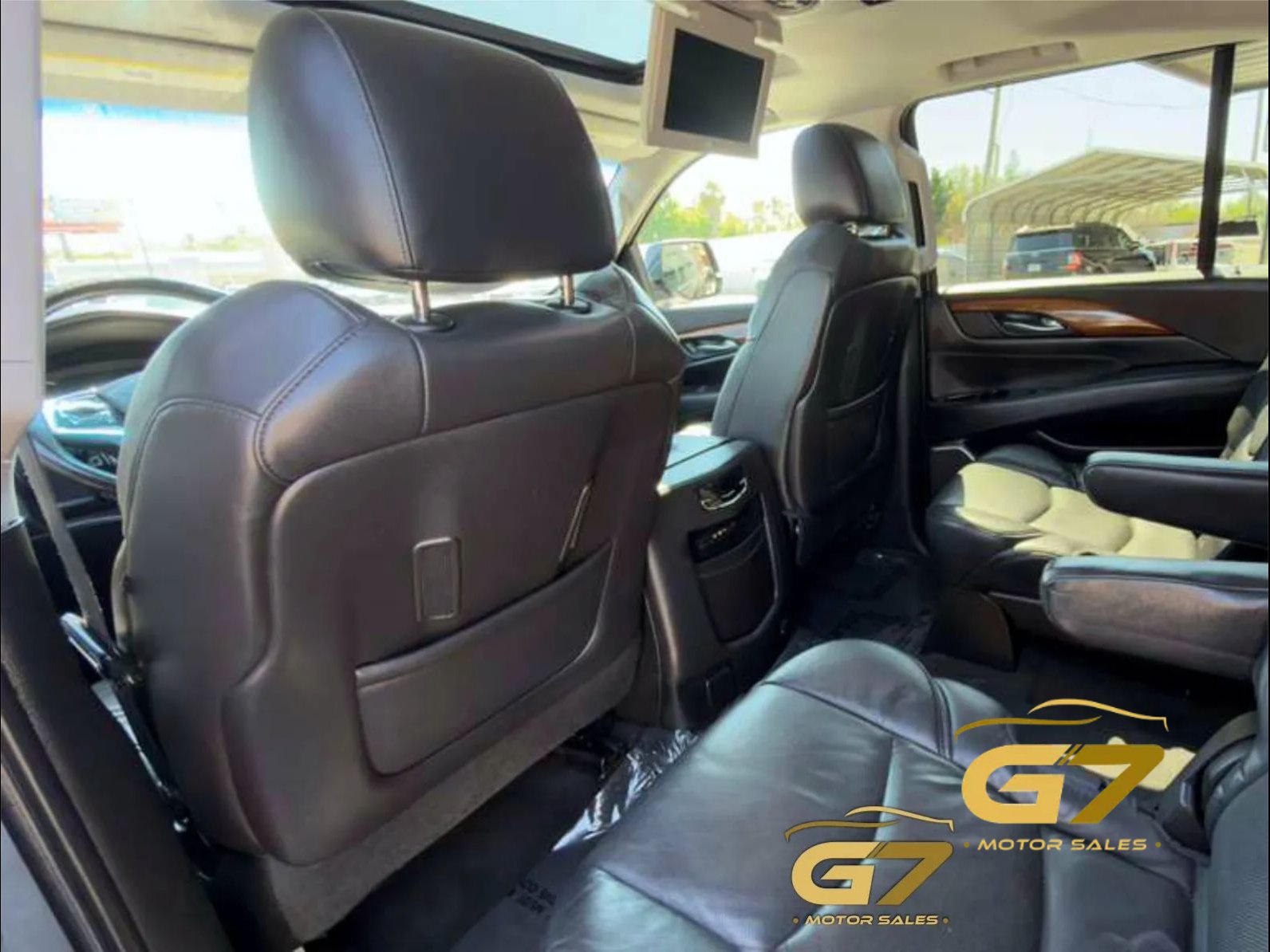 Used 2016 Cadillac Escalade ESV Luxury RWD image 10