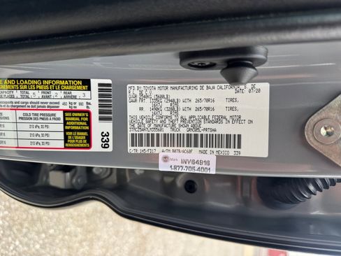 Used 2020 Toyota Tacoma TRD Off-Road w/ Technology Package image 21