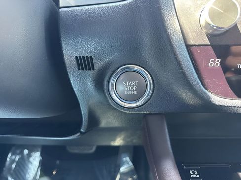 Used 2019 Lexus RX 350L FWD image 22