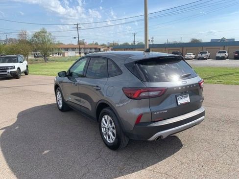 Used 2025 Ford Escape Active AWD/4WD image 5