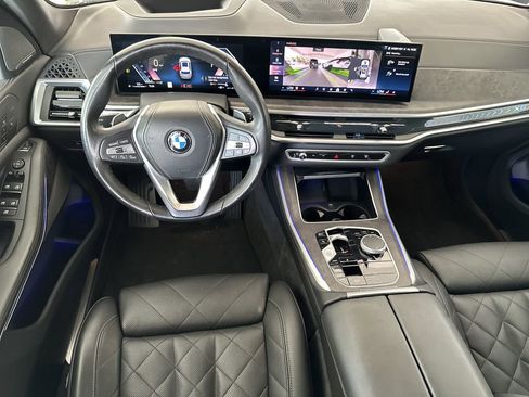 Used 2024 BMW X5 xDrive40i AWD/4WD image 16