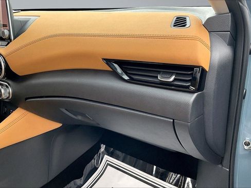 Certified 2024 Nissan Sentra SV w/ SV Premium Package FWD image 18