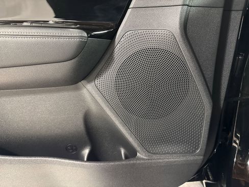 Certified 2022 Kia Niro LXS w/ Digital Cluster Package FWD image 19