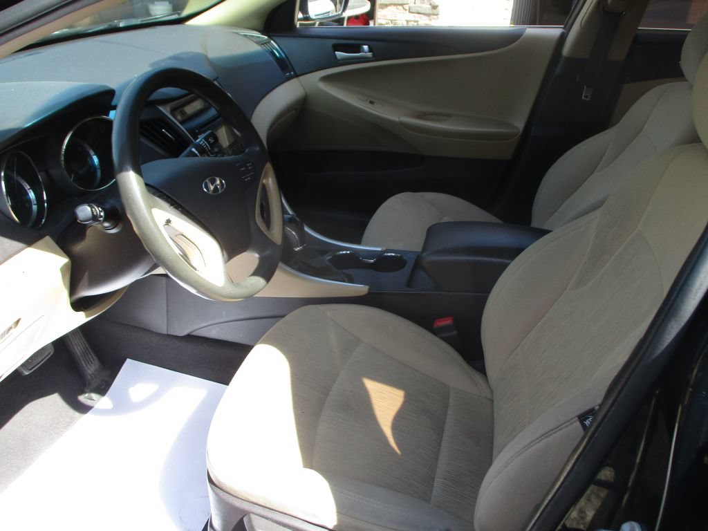 Used 2011 Hyundai Sonata GLS FWD image 11
