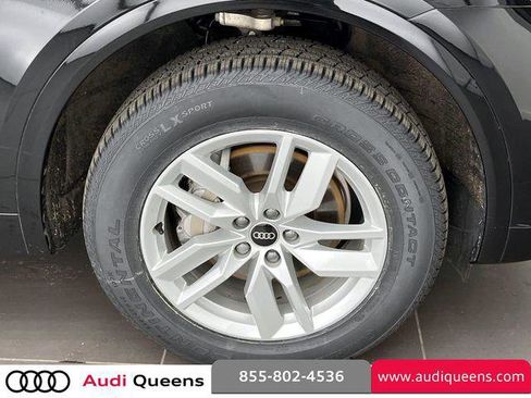 Certified 2023 Audi Q5 2.0T Premium w/ Convenience Package AWD/4WD image 8