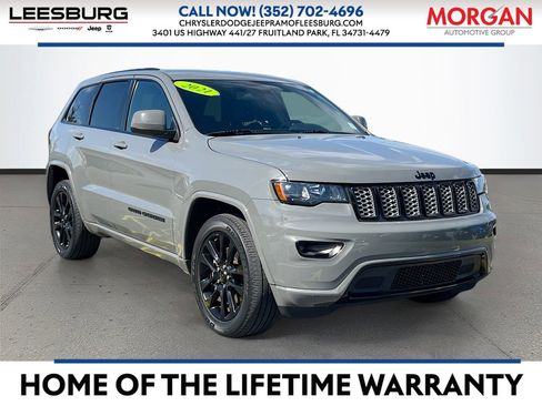 Used 2021 Jeep Grand Cherokee Laredo X image 1