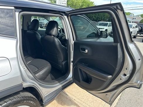 Certified 2020 Jeep Compass Limited AWD/4WD image 15