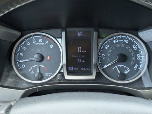 Used 2017 Toyota Tacoma SR5 w/ Tow Package RWD image 25