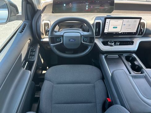 Certified 2025 Ford Expedition Active RWD image 25