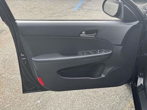 Used 2012 Hyundai Elantra SE image 15