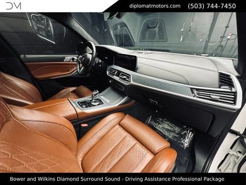 Used 2020 BMW X7 M50i AWD/4WD image 19