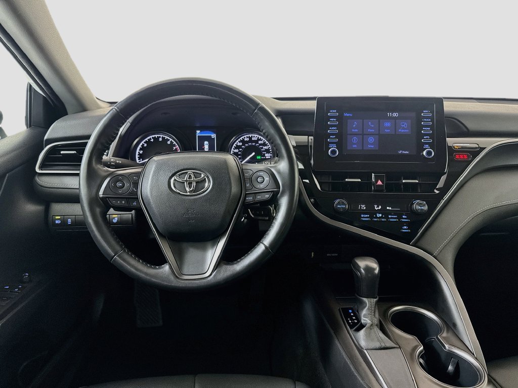 Used 2022 Toyota Camry SE FWD image 24