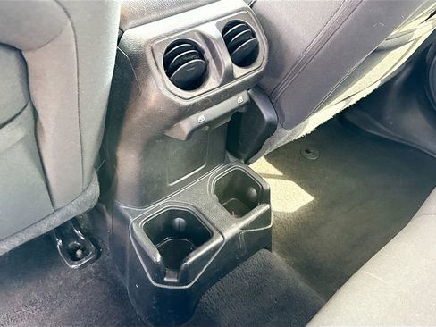 Used 2021 Jeep Gladiator Sport image 28