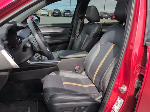 Certified 2024 MAZDA CX-90 Plug-In Hybrid w/ Premium Plus image 11