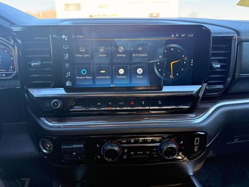 Used 2024 Chevrolet Silverado 1500 RST image 36