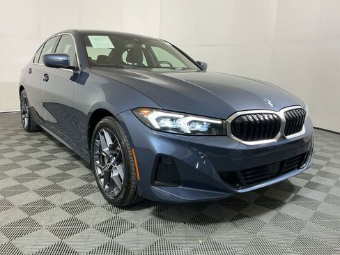 Certified 2025 BMW 330i Sedan w/ M Sport Package image 4