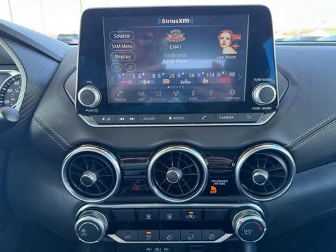 Used 2022 Nissan Sentra SV w/ Trunk Package image 8