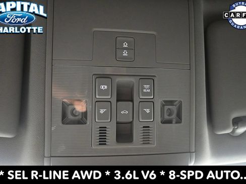 Used 2022 Volkswagen Atlas SEL R-Line AWD/4WD image 18