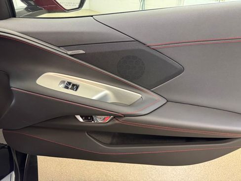 Used 2024 Chevrolet Corvette Stingray Coupe w/ Z51 Performance Package image 18