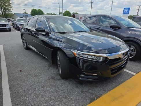 Used 2019 Honda Accord EX image 4