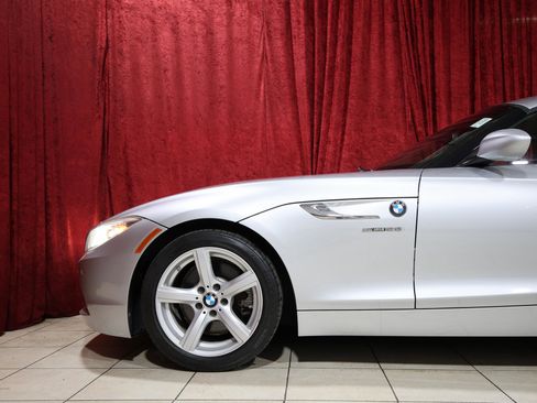 Used 2016 BMW Z4 sDrive28i RWD image 6