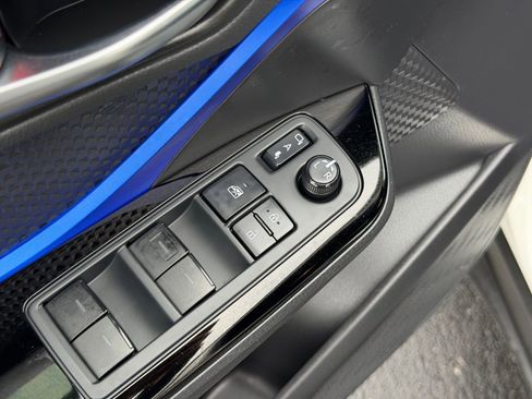 Used 2021 Toyota C-HR XLE image 12