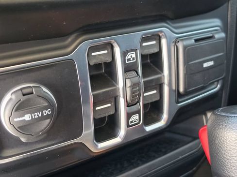 Used 2022 Jeep Wrangler Unlimited Sport AWD/4WD image 20
